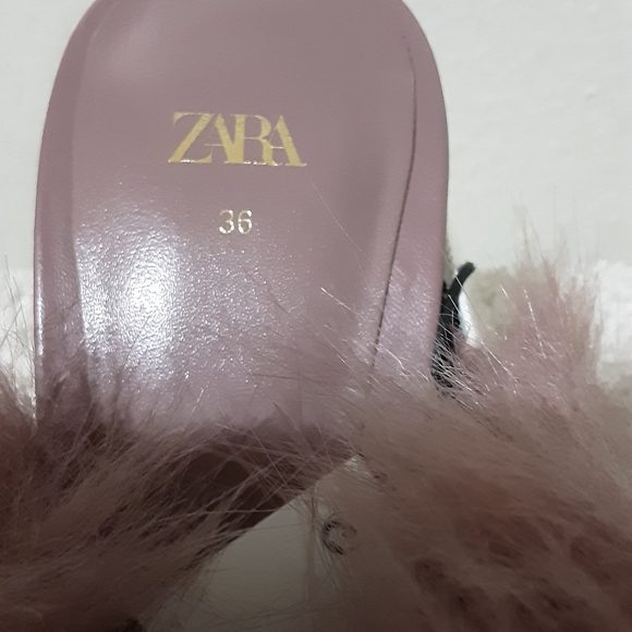 faux fur sandals zara